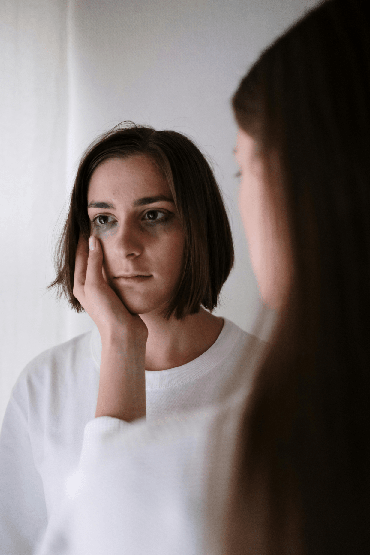 Borderline Personality Disorder Vs. Bipolar | Signs And Symptoms Of BPD by Som Dutt From https://embraceinnerchaos.com