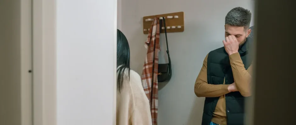 Victim Narcissist: 7 Signs They'
                style=