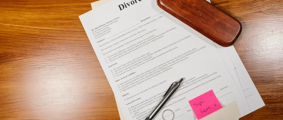 Stages Of Divorcing A Narcissist: A Comprehensive Guide