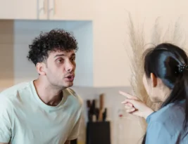 Covert Narcissist Sister Love Bombing: Why You Keep Falling for It Every Time