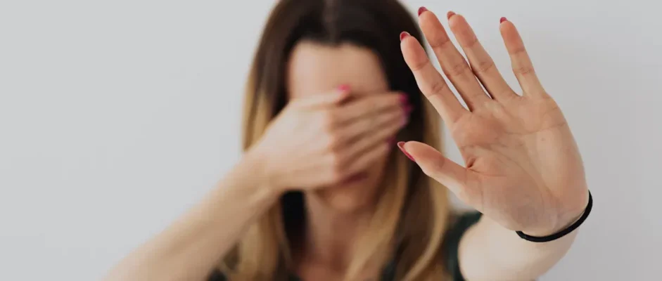 Why Do Covert Narcissists Dismiss You? - By Som Dutt Embrace Inner Chaos