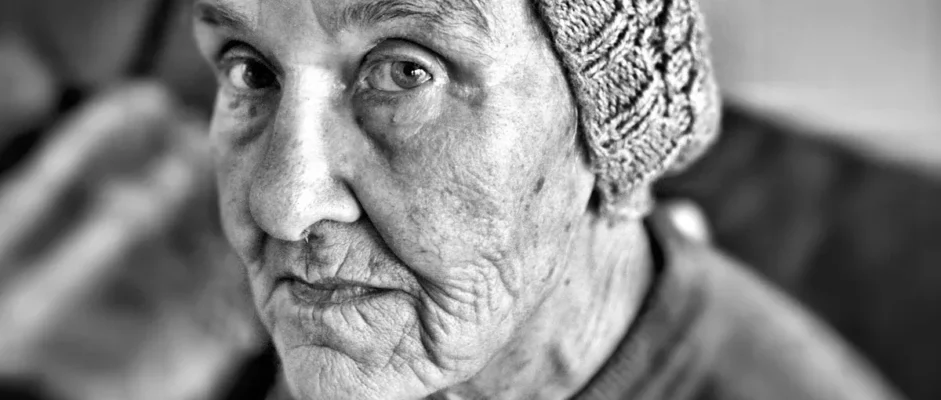 How To Deal With An Aging Covert Narcissist Mother: 10 Effective Strategies