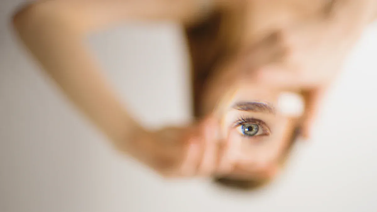 Narcissists’ Self-Perception