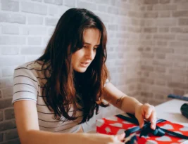 Unmasking The Manipulation In Narcissist Gift Giving As A Form Of Control