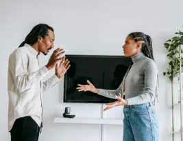 How a Covert Narcissist Sister Uses Silent Treatment to Control You