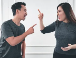 10 Signs Of A Narcissistic Sibling