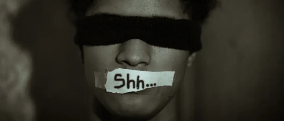 Why Covert Narcissists Can't Self-Reflect and Introspect? - By Som Dutt Embrace Inner Chaos