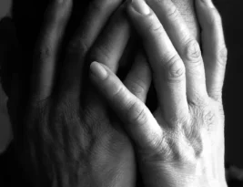 13 Hidden Signs of Vulnerable Narcissist Traits