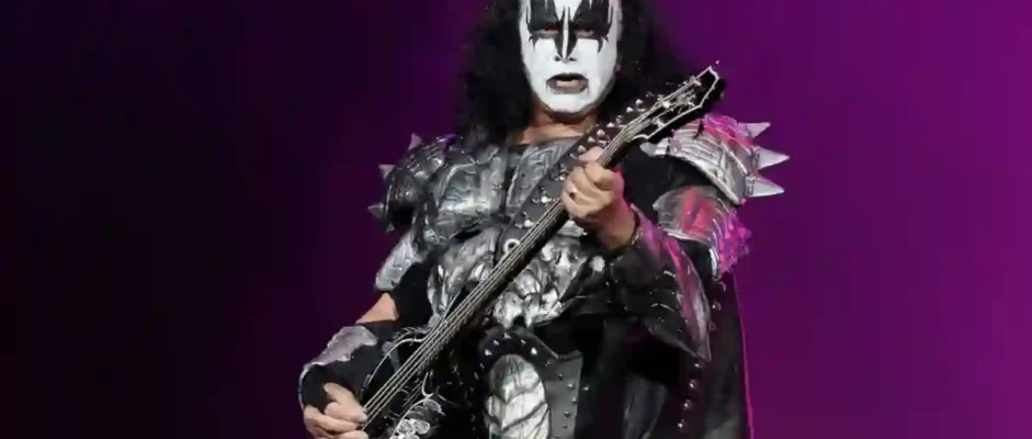 Gene Simmons exhibiting entitlement and grandiose behavior typical of narcissistic traits
